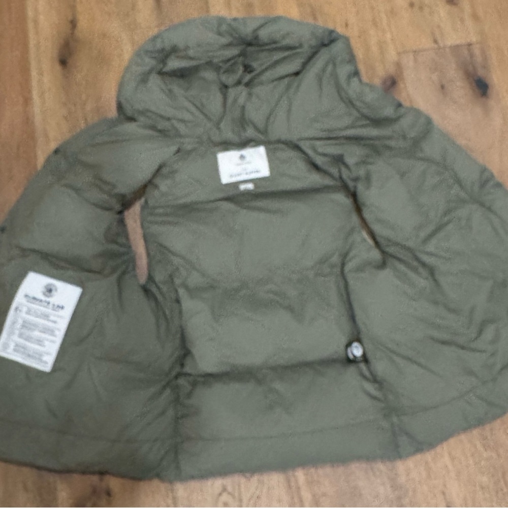 Babaton Duvet Puffer Vest women’s size small EUC Aritizia - Picture 7 of 11